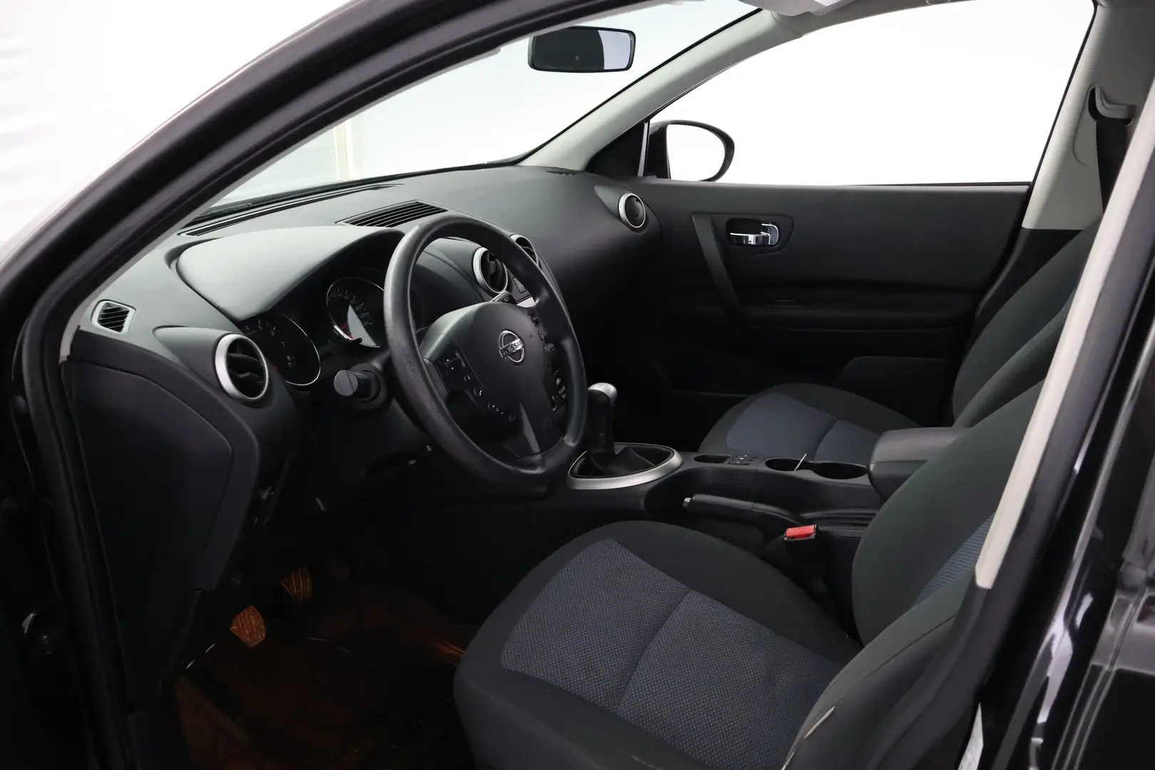 Car Image - 5mJlrRx3iDH0sIIu3QrMZY