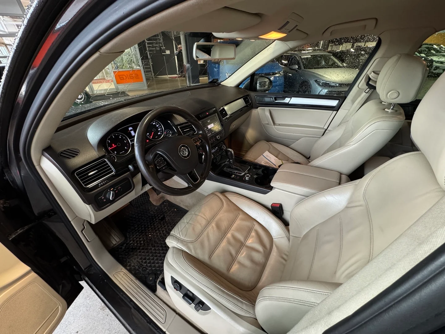 Car Image - 1HU7fpYFNQSWJLm8jbWuYc