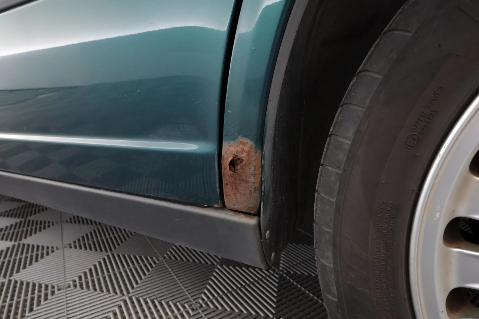 Car Image - 1qn7DxokFHmimmxrdDDMdj