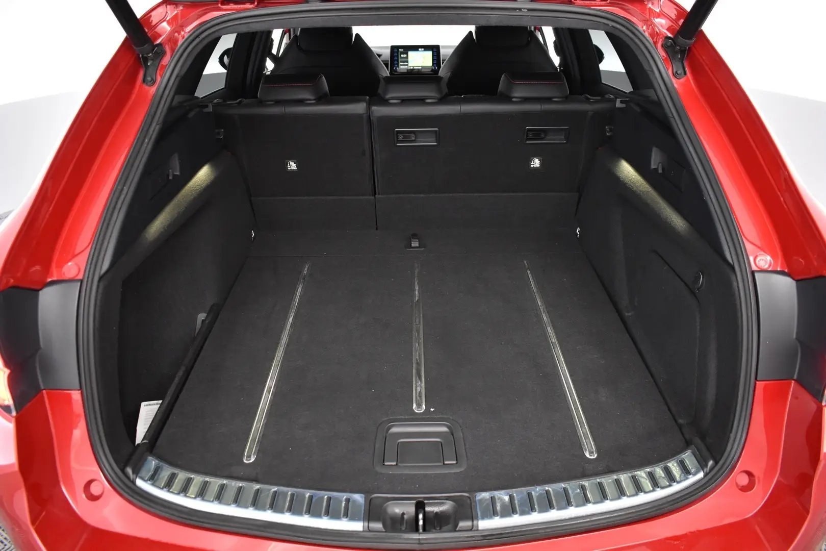 Car Image - 43Q5LSQniUnF3fVyDLxzUV