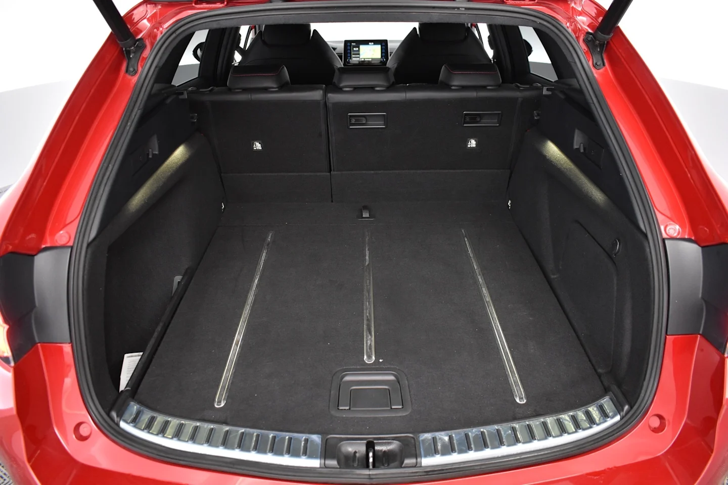 Car Image - 43Q5LSQniUnF3fVyDLxzUV