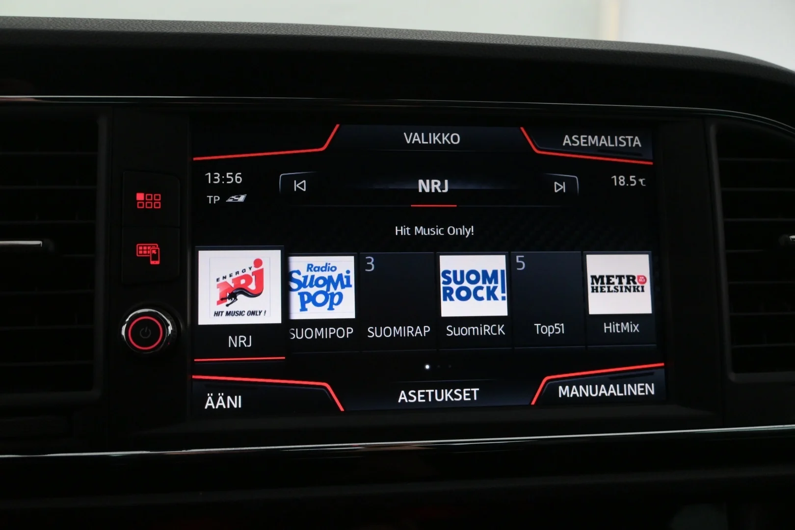 Car Image - 1A2q8cknooMr80zCco6LX3