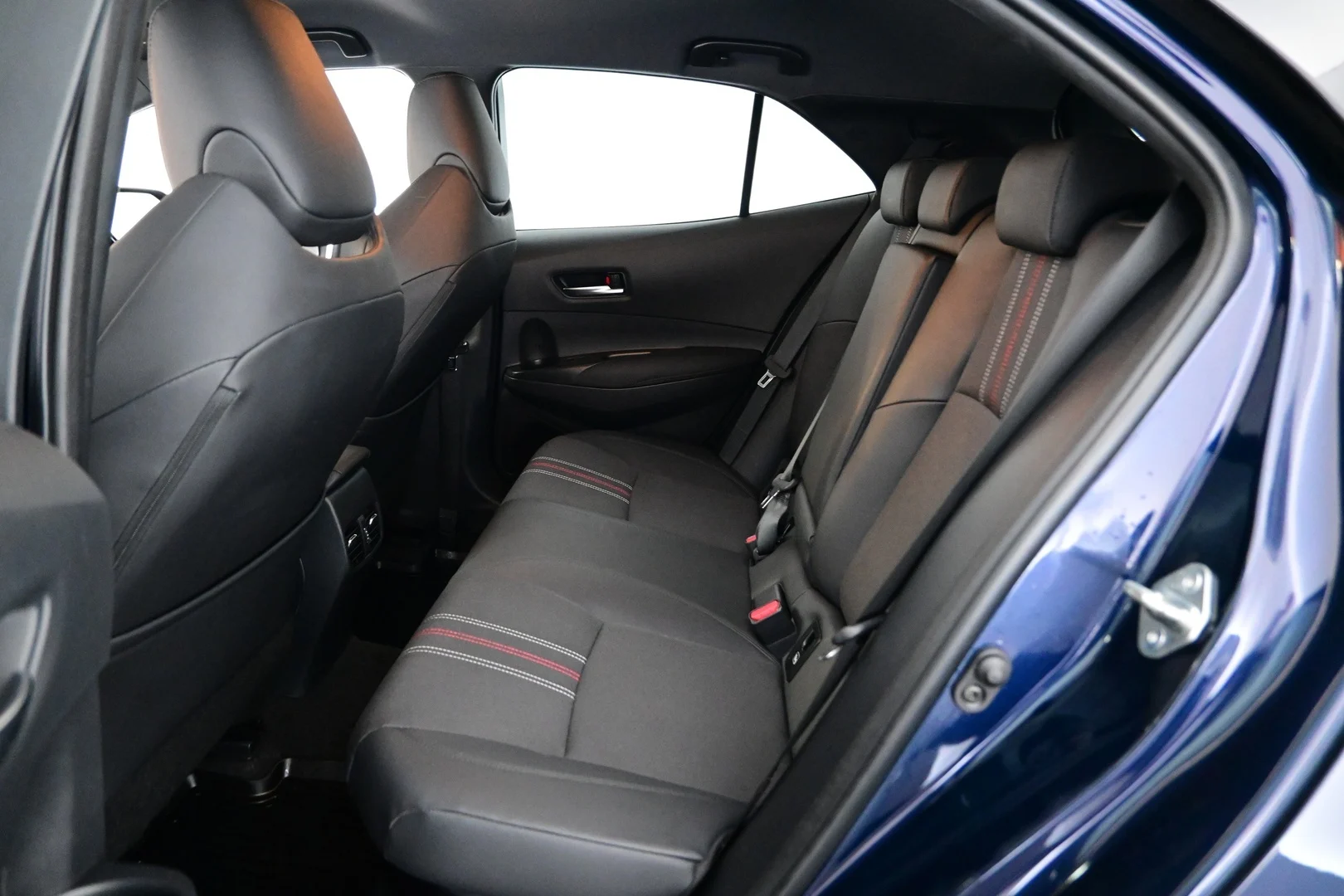 Car Image - 3ZN0yfSXs7PaDTetI7Xmwe