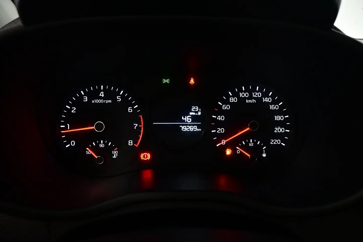 Car Image - 5z44gqfF7Jkyn2nGnHck6t