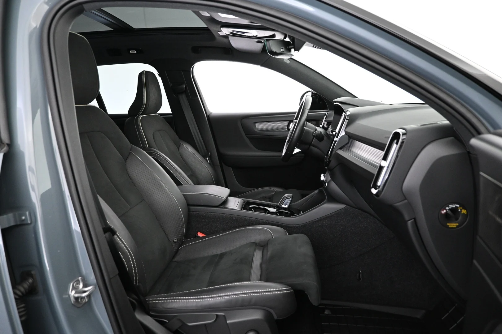 Car Image - Kj821CcfsaSwtk6lzrKK3