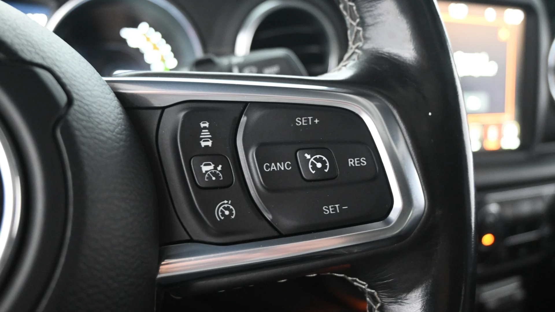 Car Image - 1ztHlB1r8Y1Filt1qtiBnD