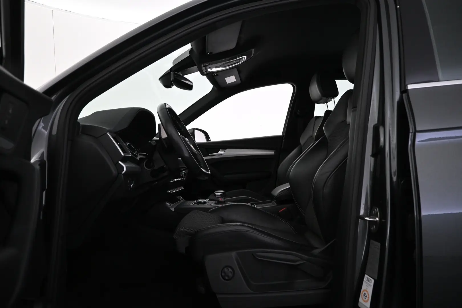 Car Image - 3uQYyoqqhH3JWsFuqzKwpn
