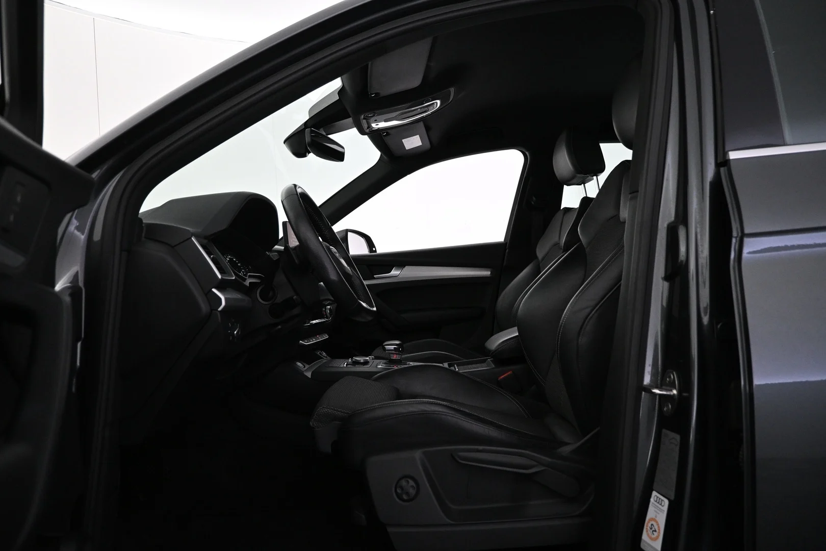 Car Image - 3uQYyoqqhH3JWsFuqzKwpn