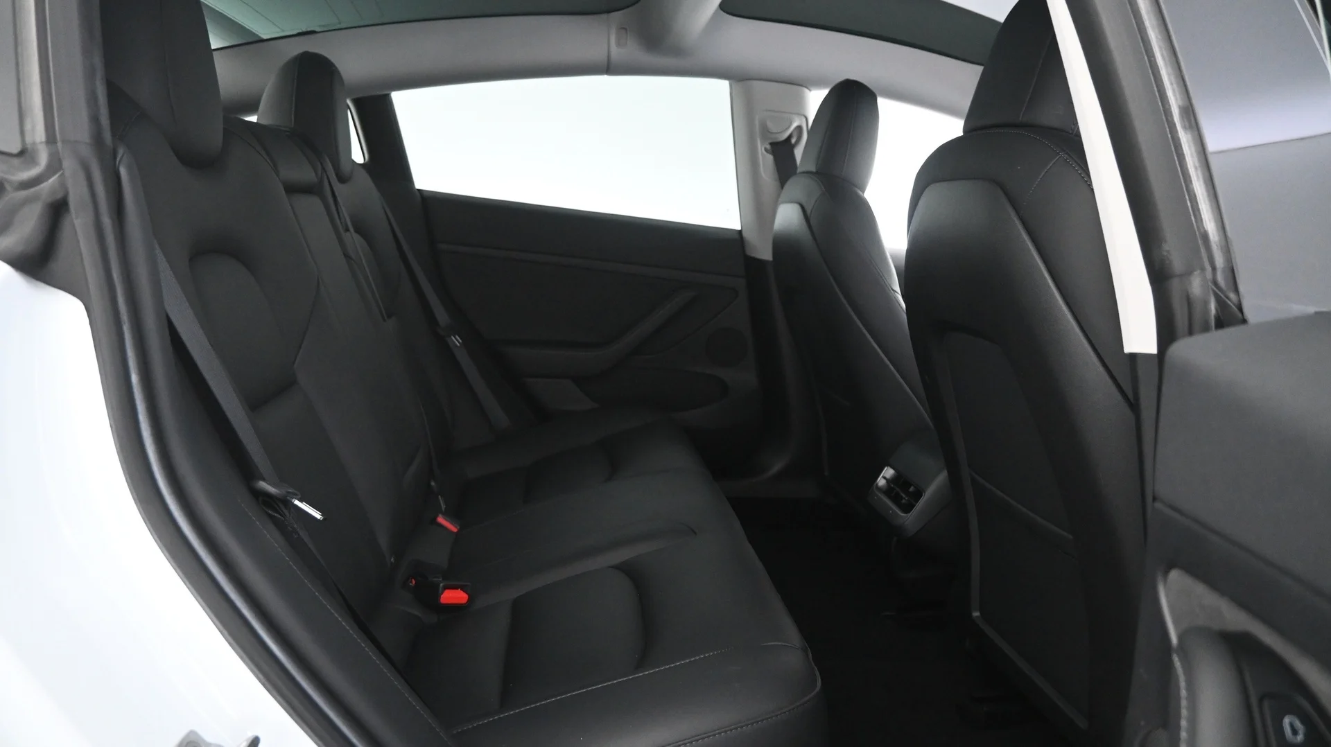 Car Image - 17iFfma0fzE860T9CVjdm0