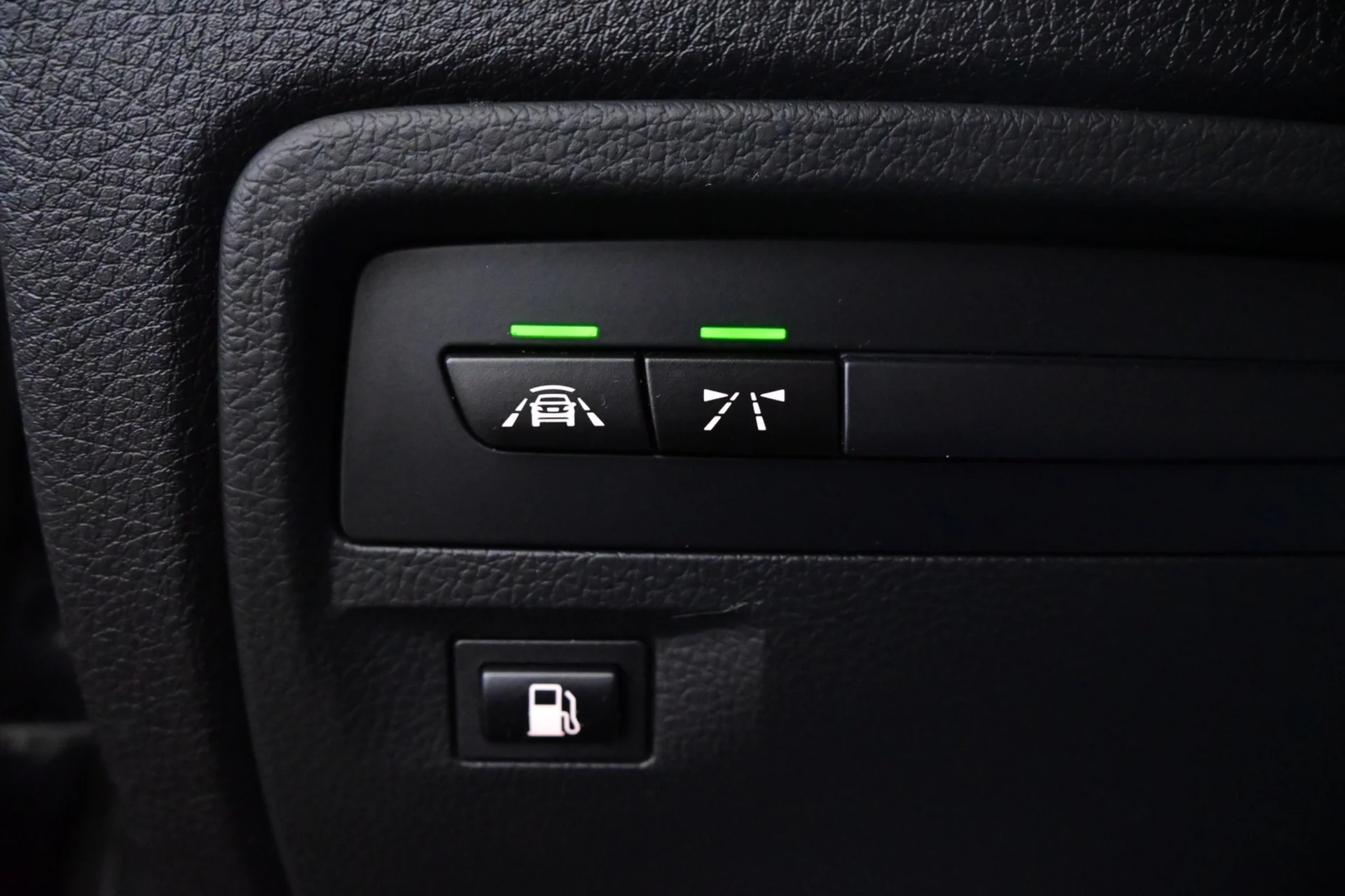 Car Image - 4gfc3MnPxVkn9J6KzkxjTa