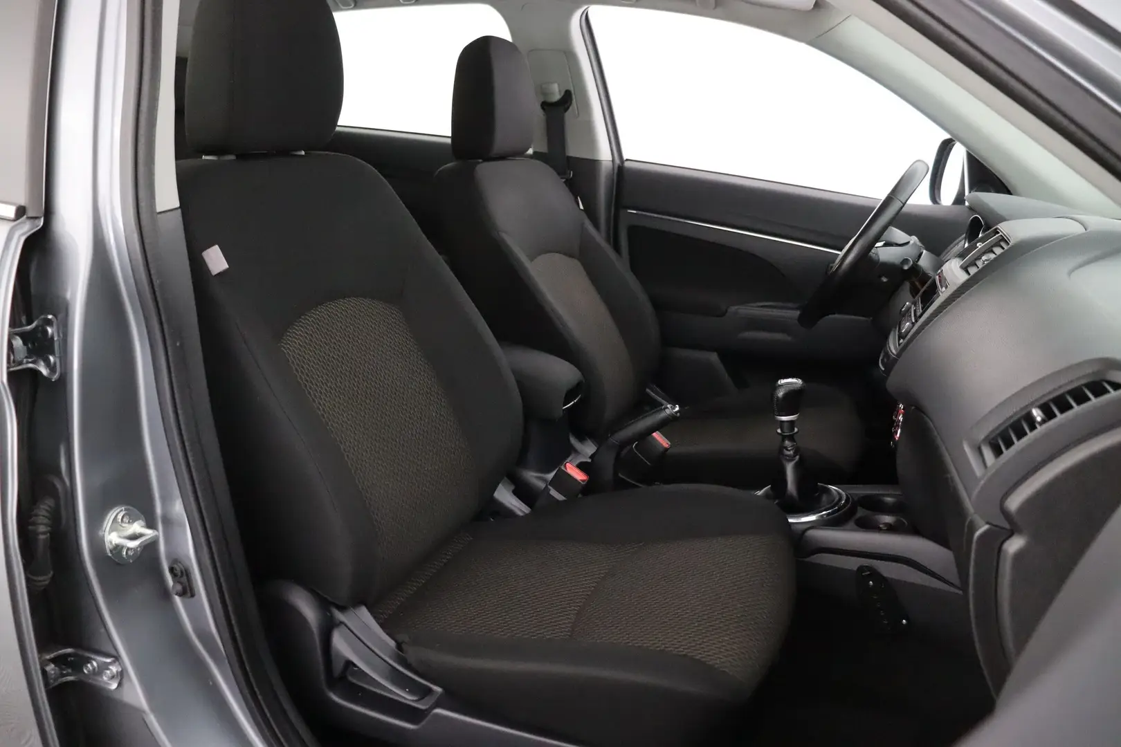 Car Image - G0R6qDSGzxASsr1DjJQzF