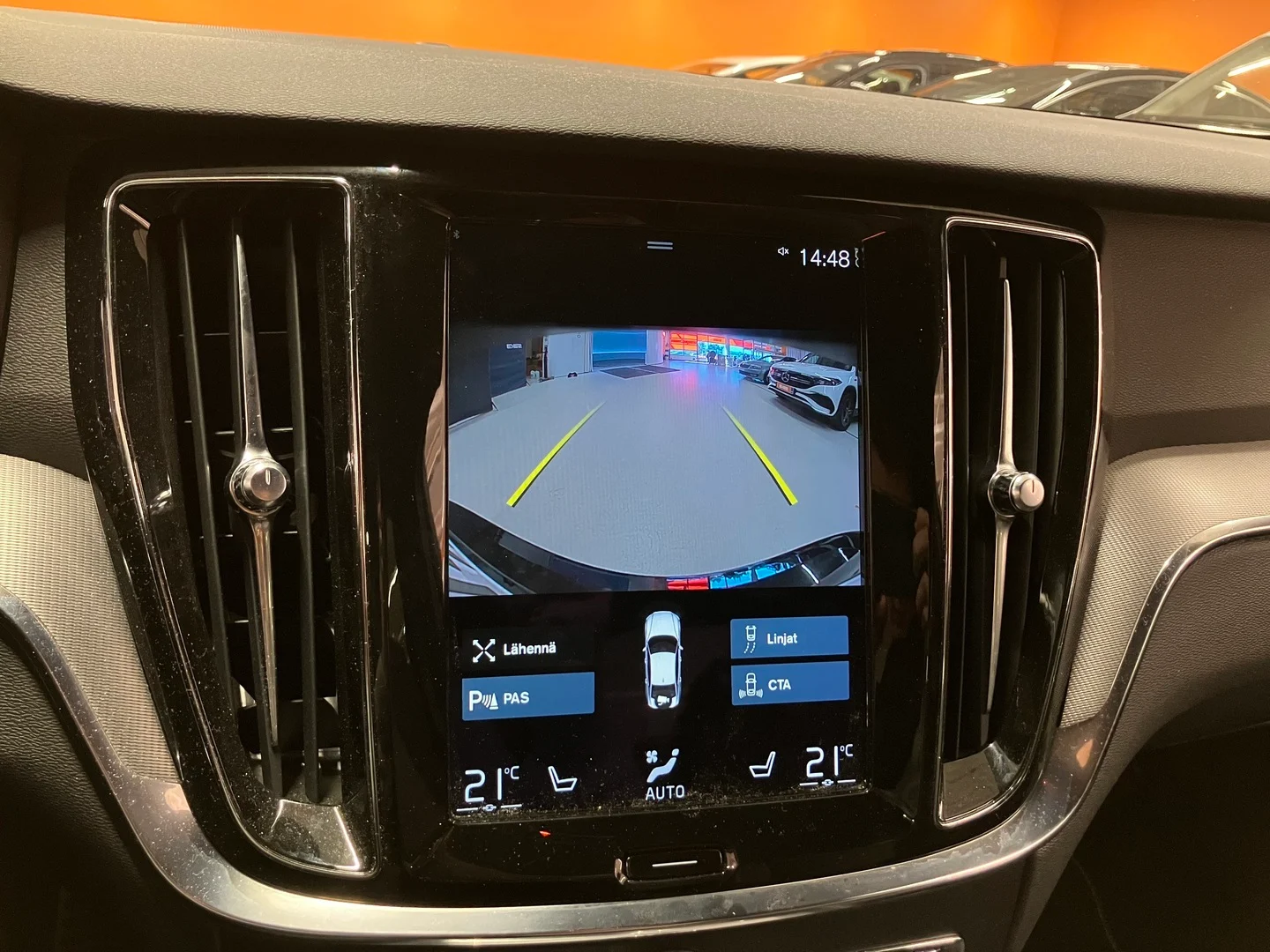Car Image - 1Fpq9bJEU2MzFkSznXvD6h