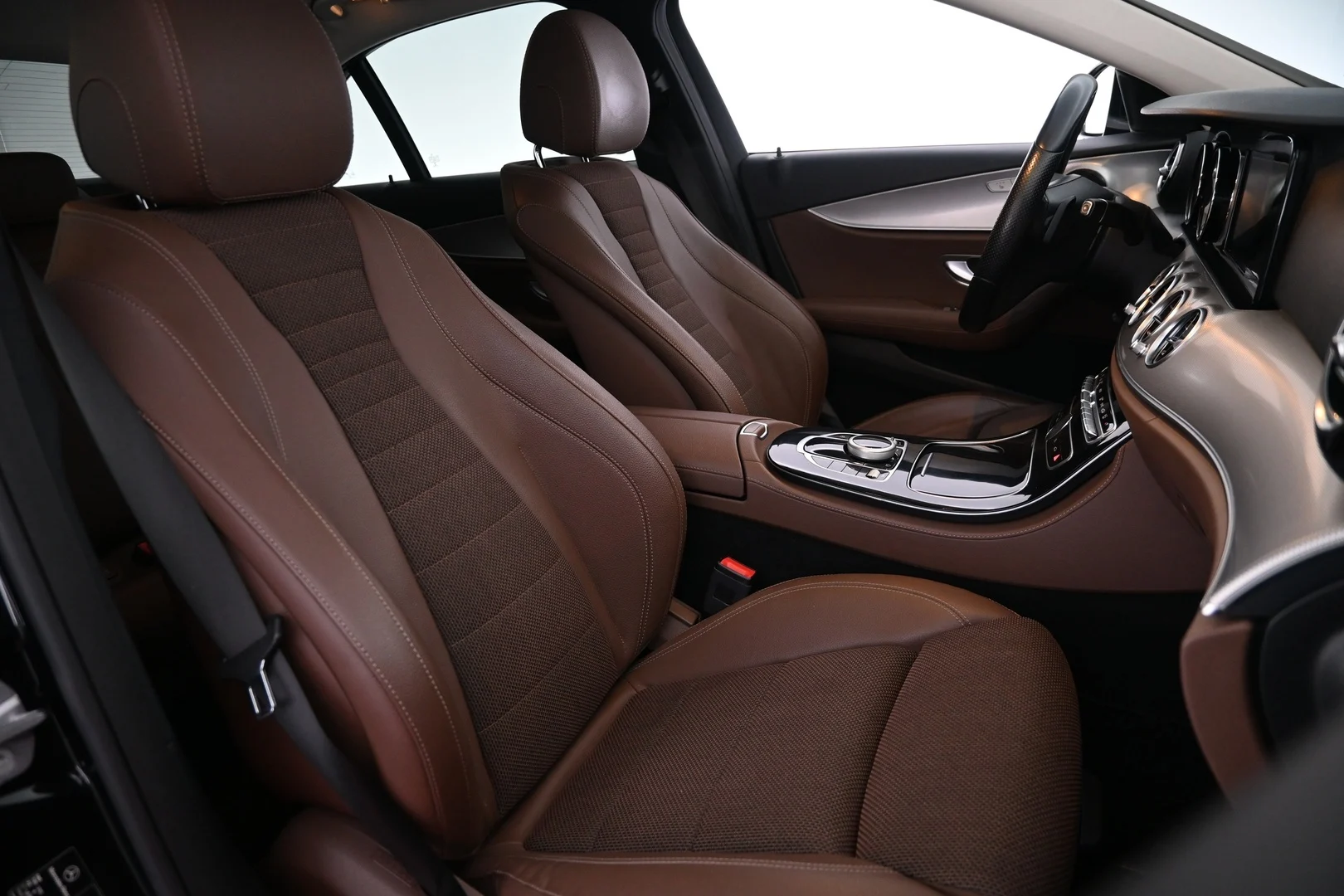Car Image - 1QKCNIZkk4veKM7L0tP5DW