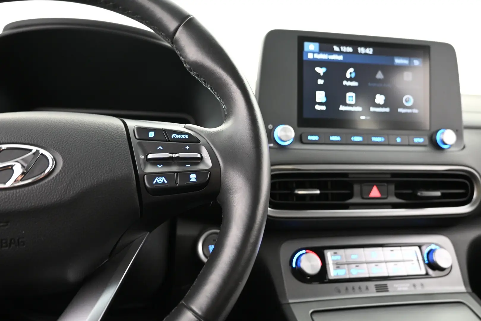 Car Image - sKUlvgThPhtbh3x9LNwTc