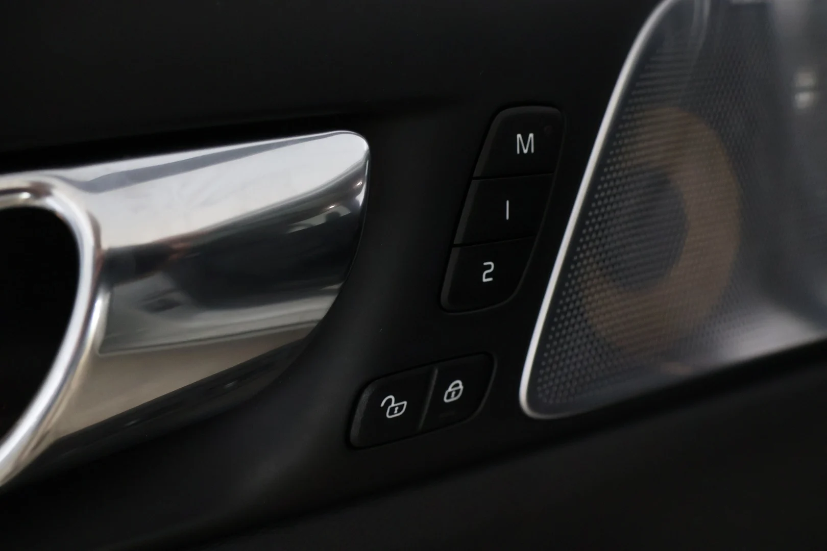 Car Image - 6nxpujXsPvUgXlwsxyfq8B