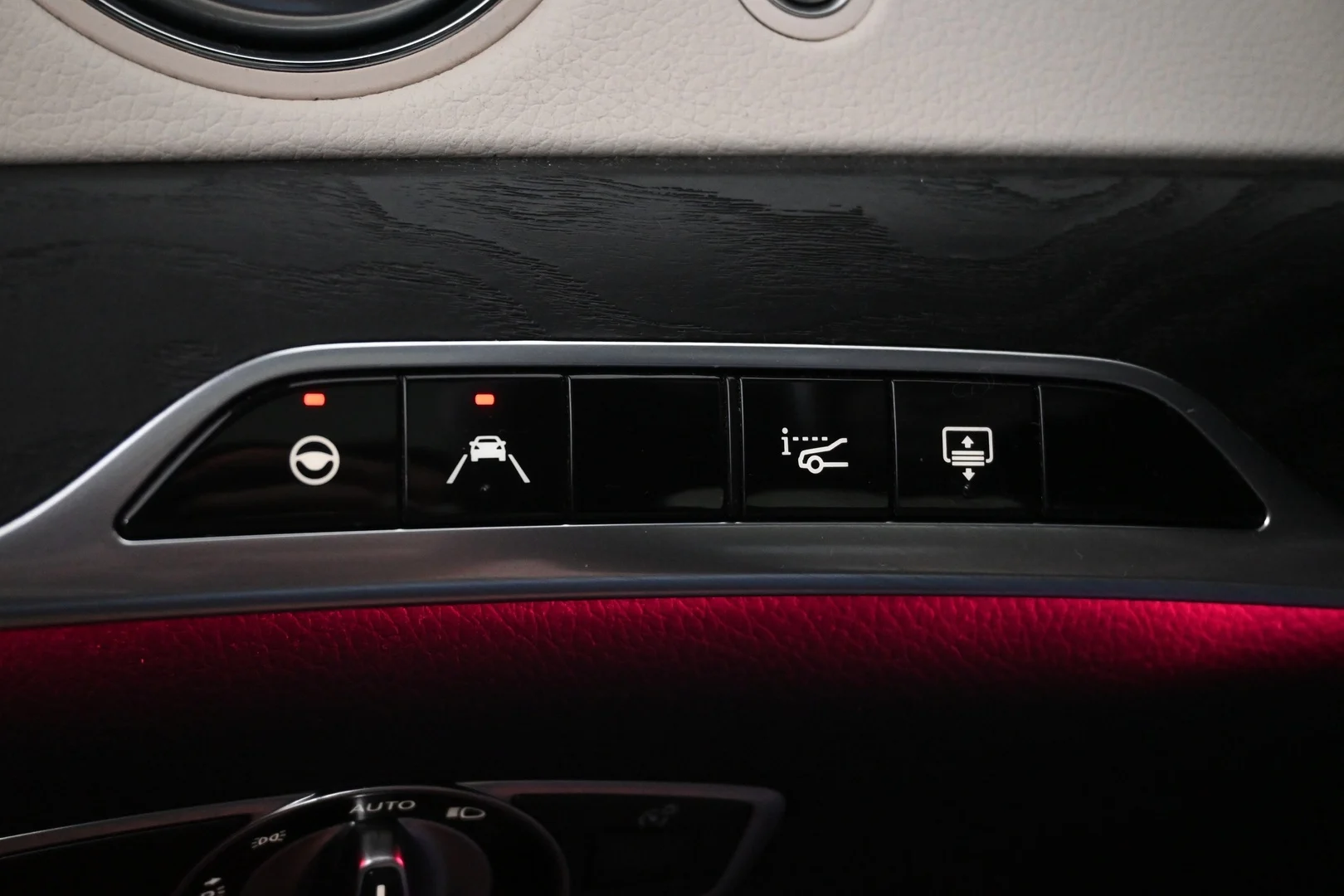 Car Image - 2Fjr0aHzghA53oFb7wAarK