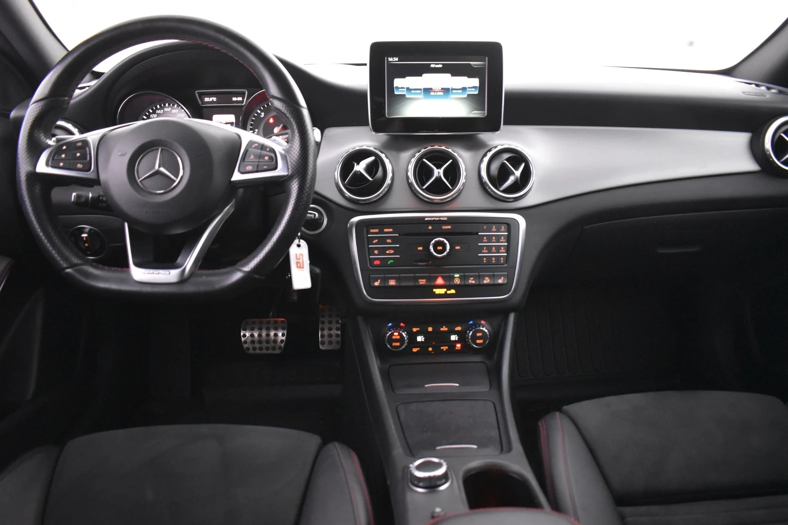 Car Image - zd1DxrxUQhIjUxFU8OS06