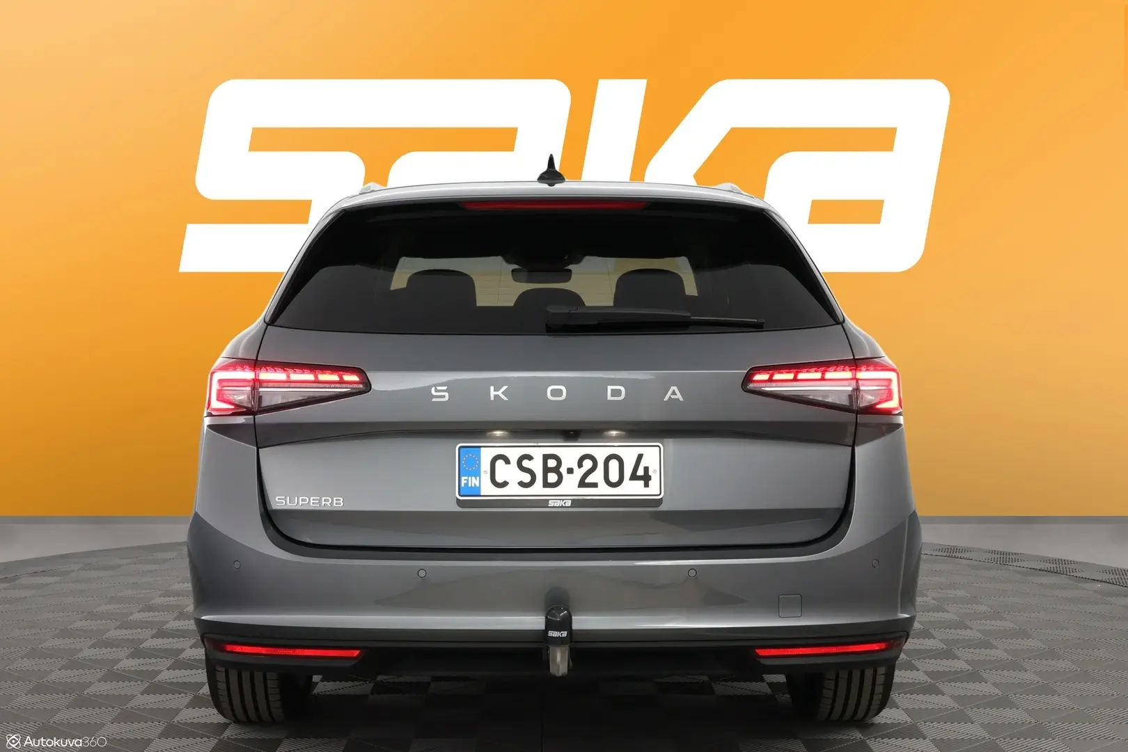 Car Image - 0qBrli8TODFW1pbNwGLnq