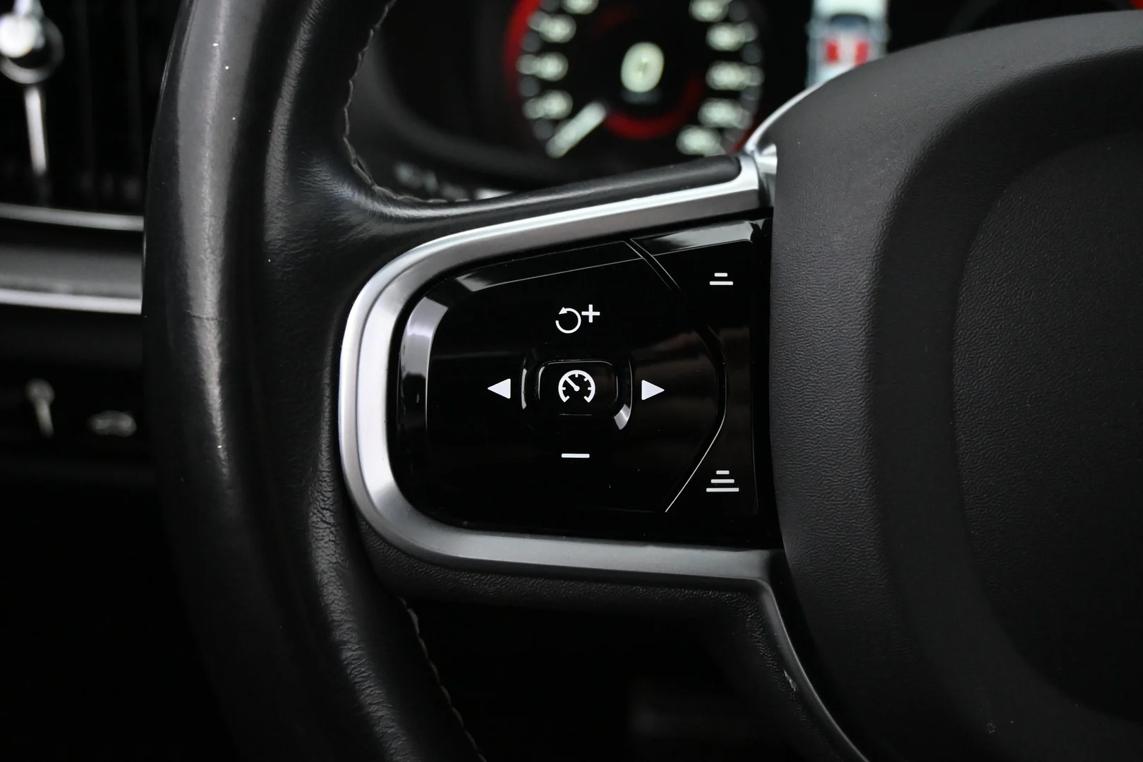 Car Image - 14ZAVykq71FzGART5gO7aq