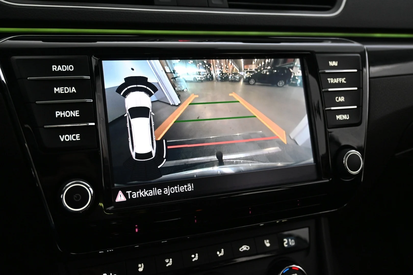 Car Image - 3cg8e9y12WzkCdigtxznQv