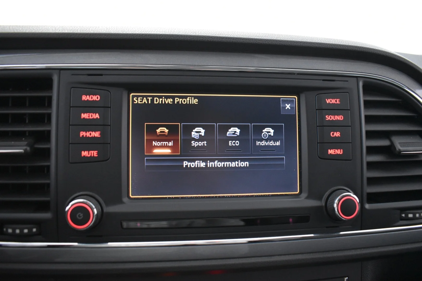 Car Image - 2QsvuJuP4SoNWGf5zCbkms