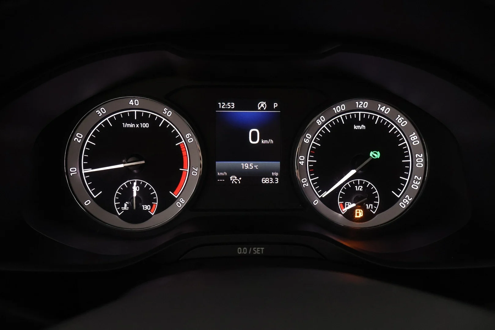 Car Image - 6RBc7ZNRr47uSJA3DQgT5X