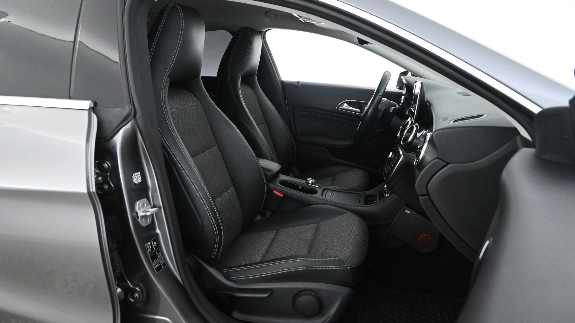 Car Image - 5uzoF9XMuAecgWl7XRrE3q
