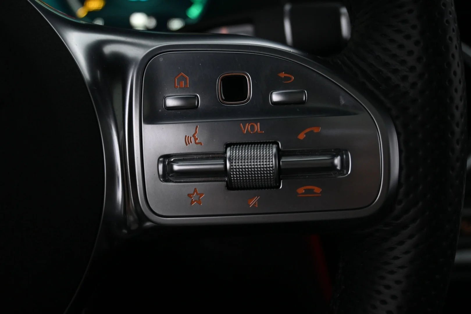 Car Image - 4Z9x4abC9ehfiz4KKW4k3u