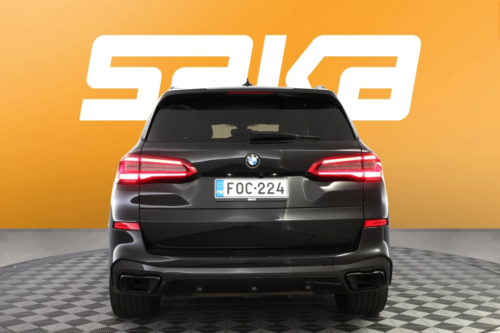 Car Image - 71UhdXTve9FuWKnvayGiFE