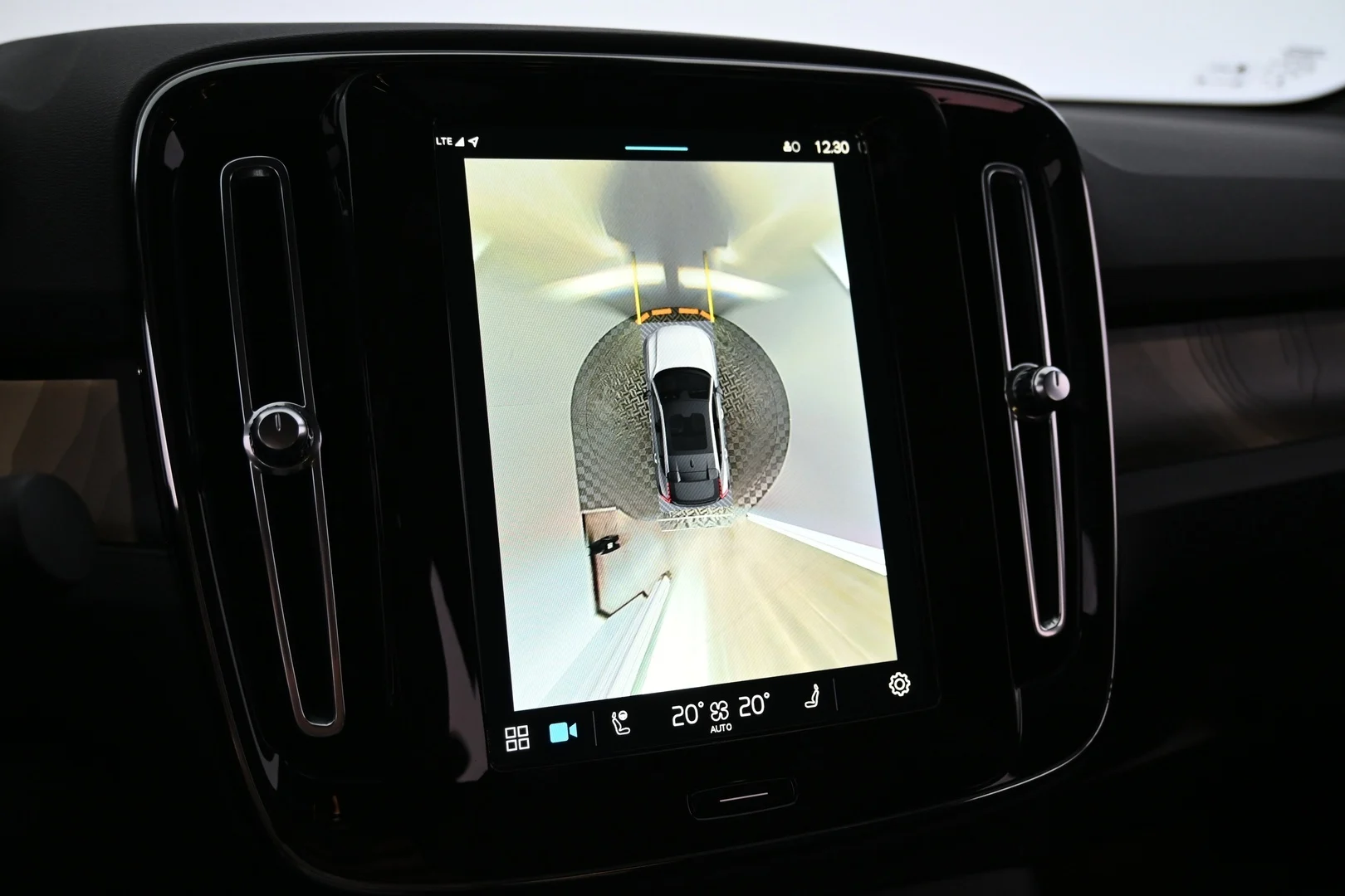 Car Image - 621XAlEEuLPLvCmQimKgcY