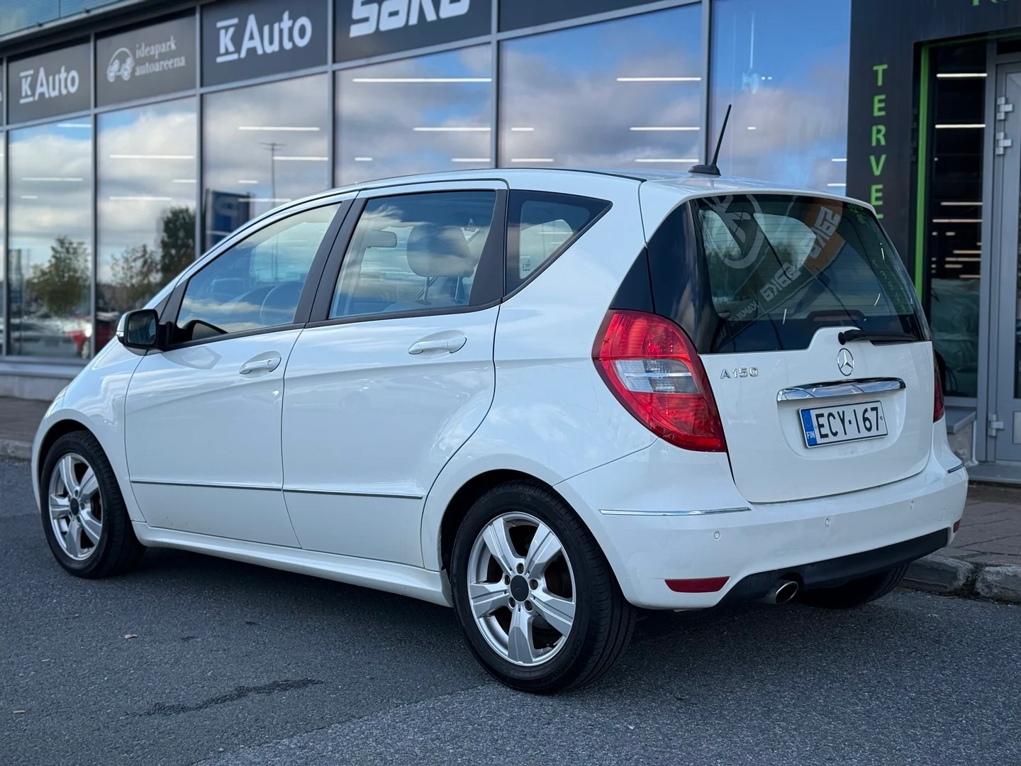 Car Image - 18Ky3iuPFMq1fnwsHCTNT1