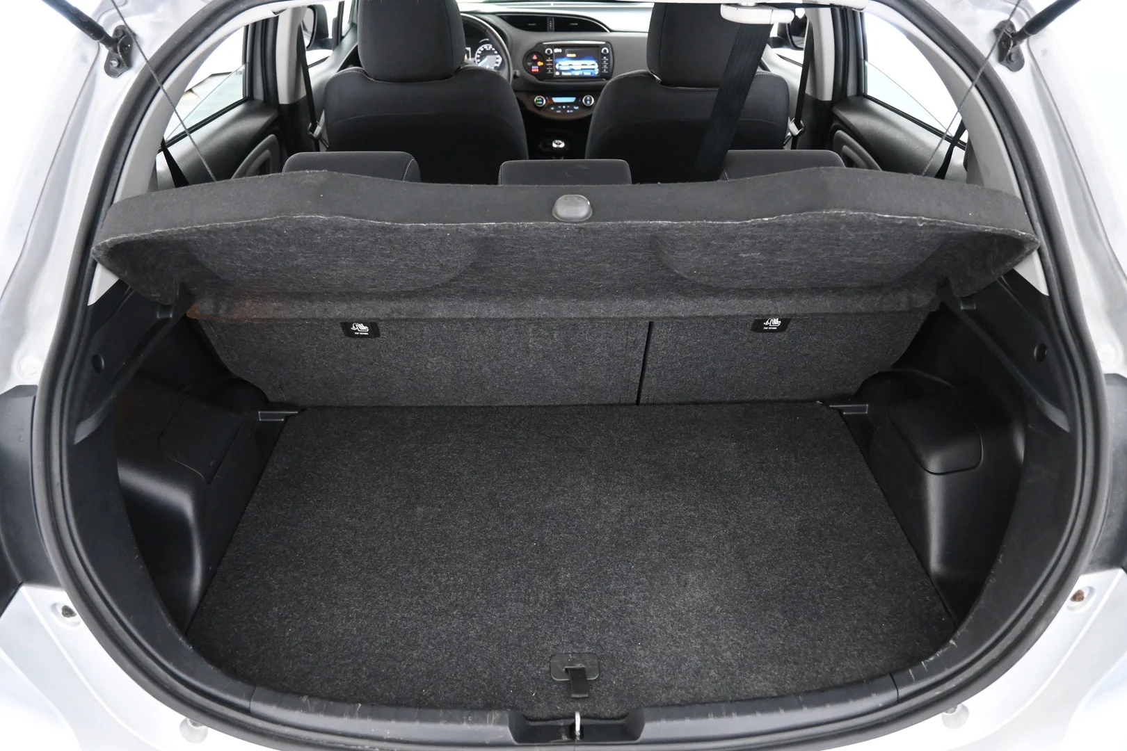Car Image - 6cfIBiSQ9tbbKtUYD4VtFK