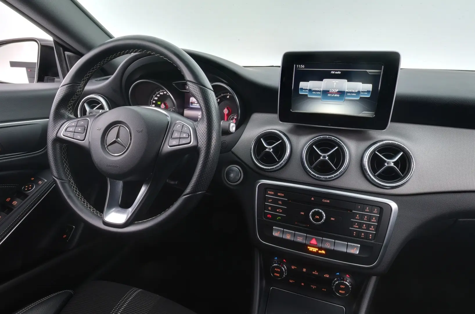 Car Image - 7p4s3XzLbI2Tdi8Lsf3Wow