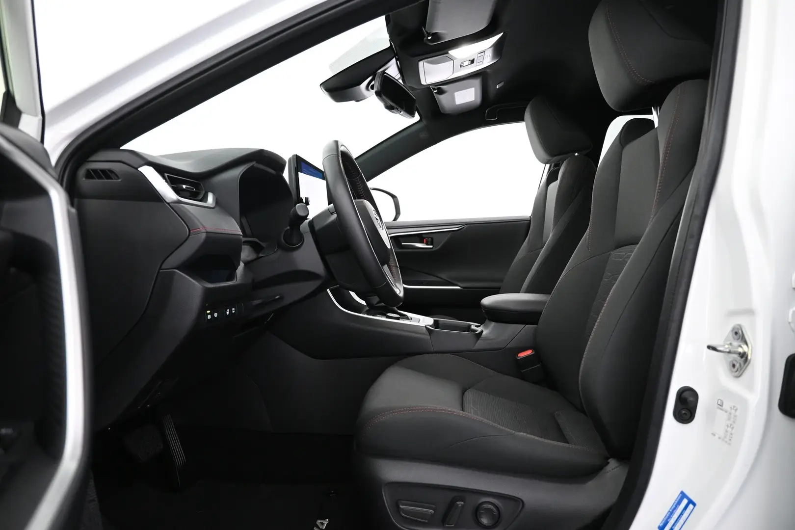 Car Image - 6I3IPIa9EkpTnVoAEVYi0N