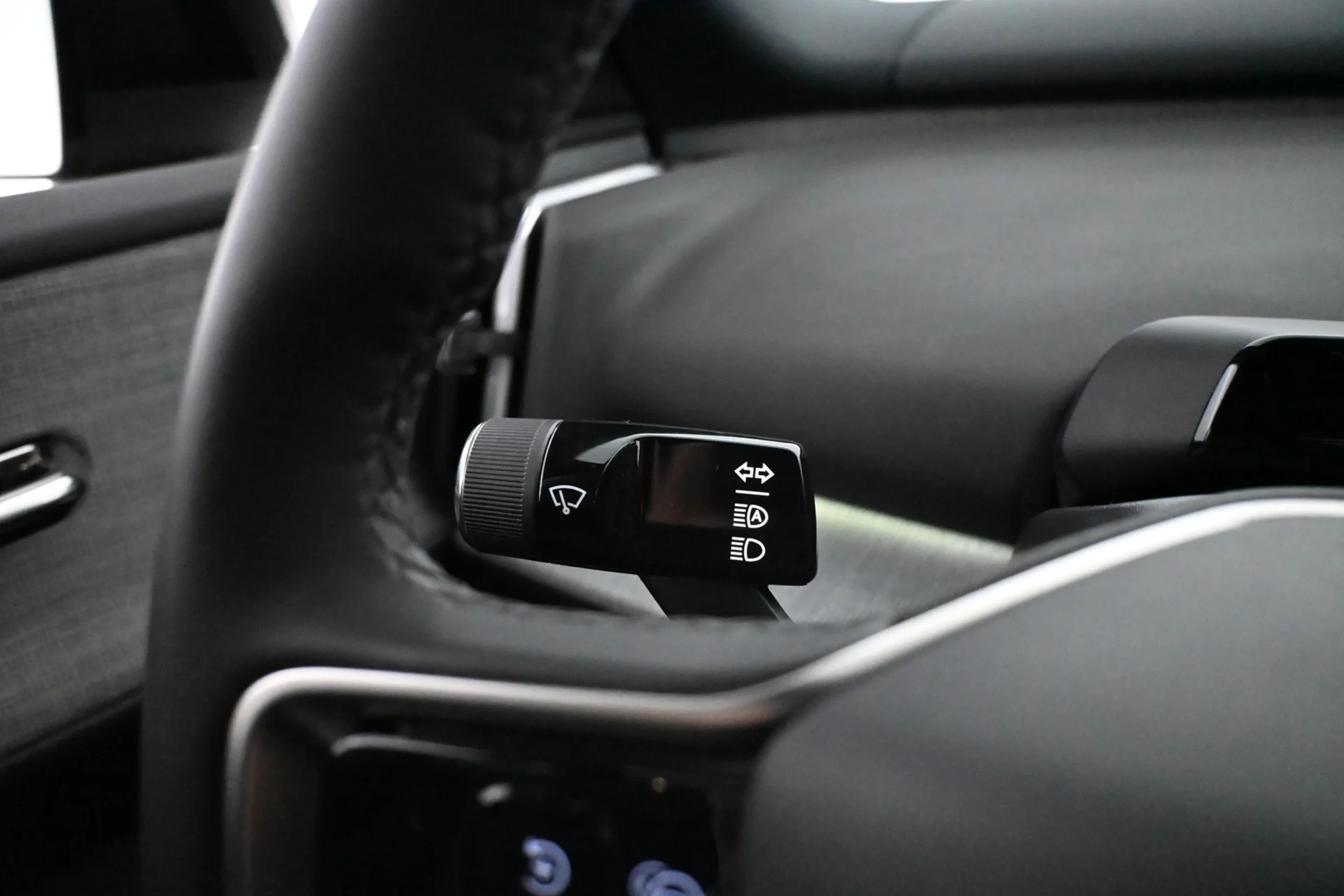 Car Image - ZpvQH2Set6FAocnQGlZX4