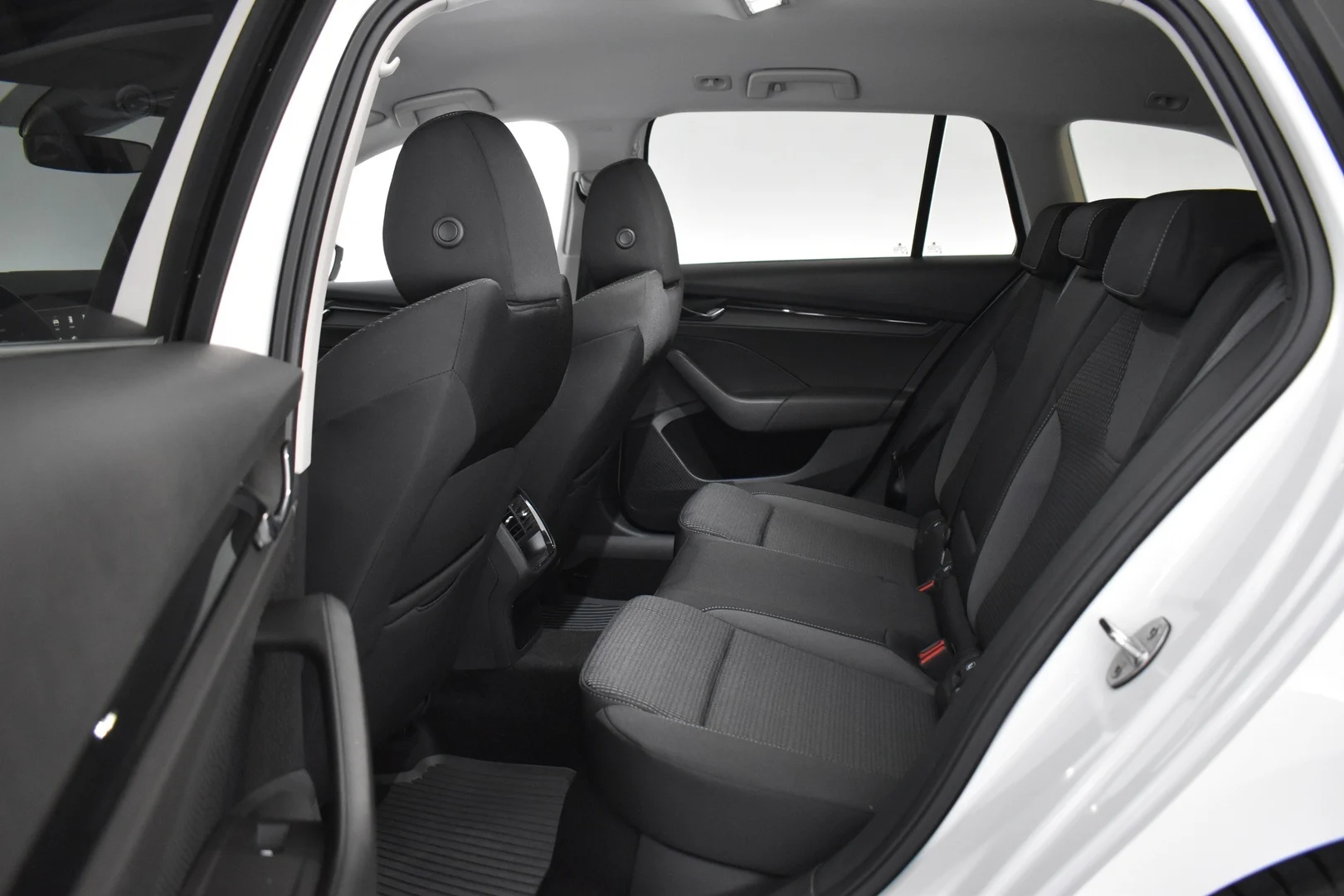 Car Image - 2t019cjNM1tddhLAczZI3d
