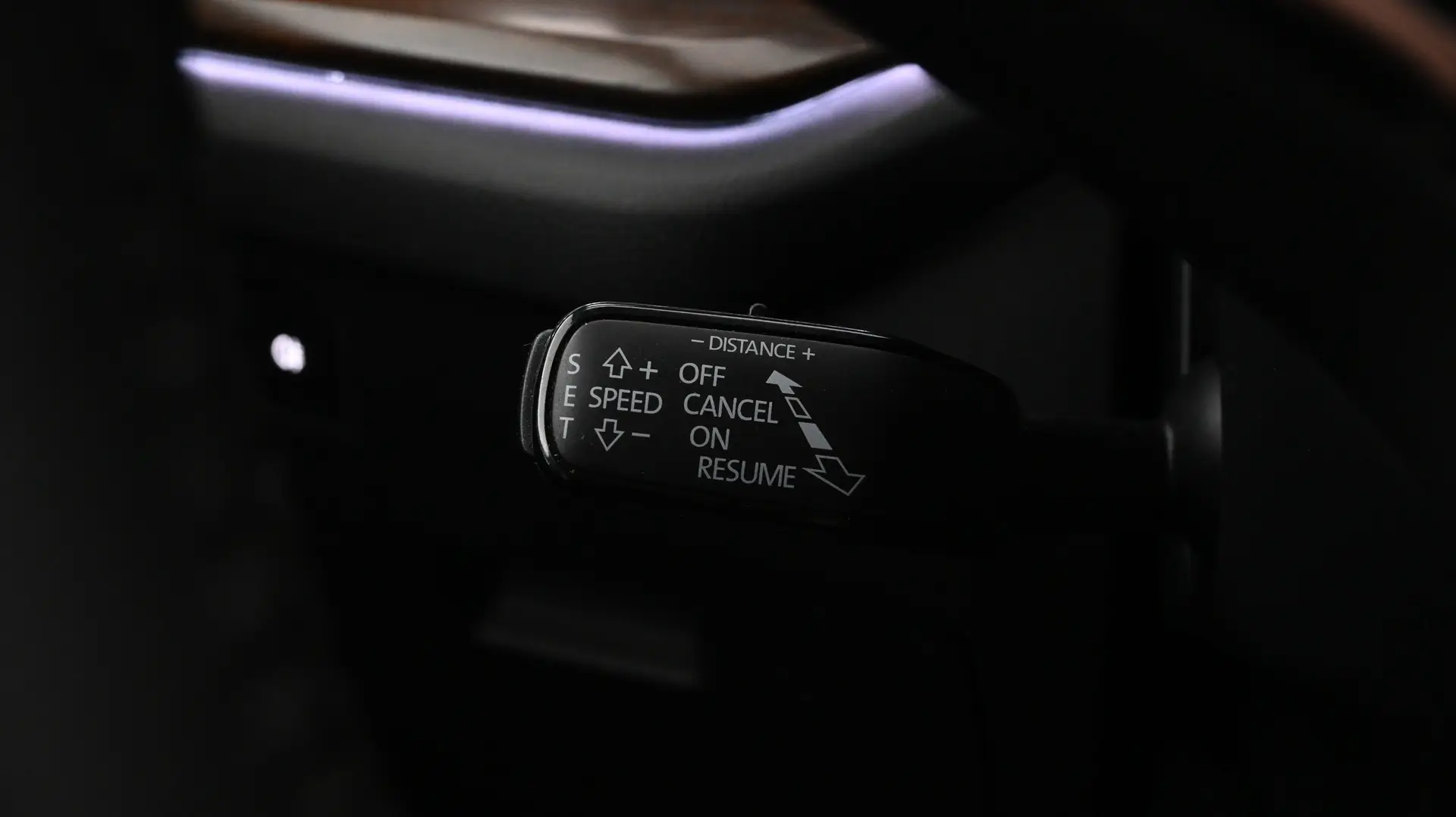 Car Image - 4asvYv8OmEsXSdr0dWaDBl