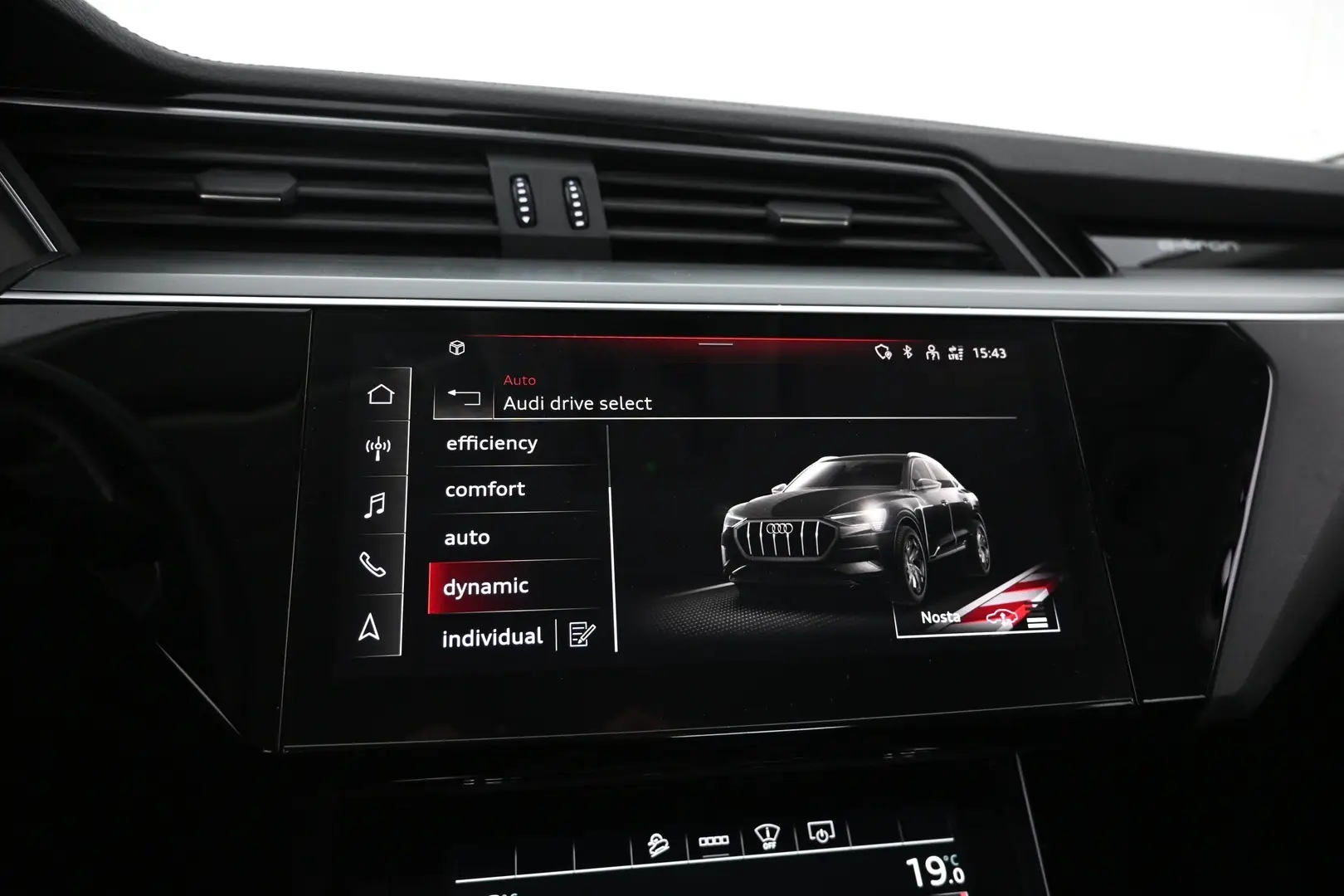 Car Image - 6llDr0O4cYsOYegXKb1o3O