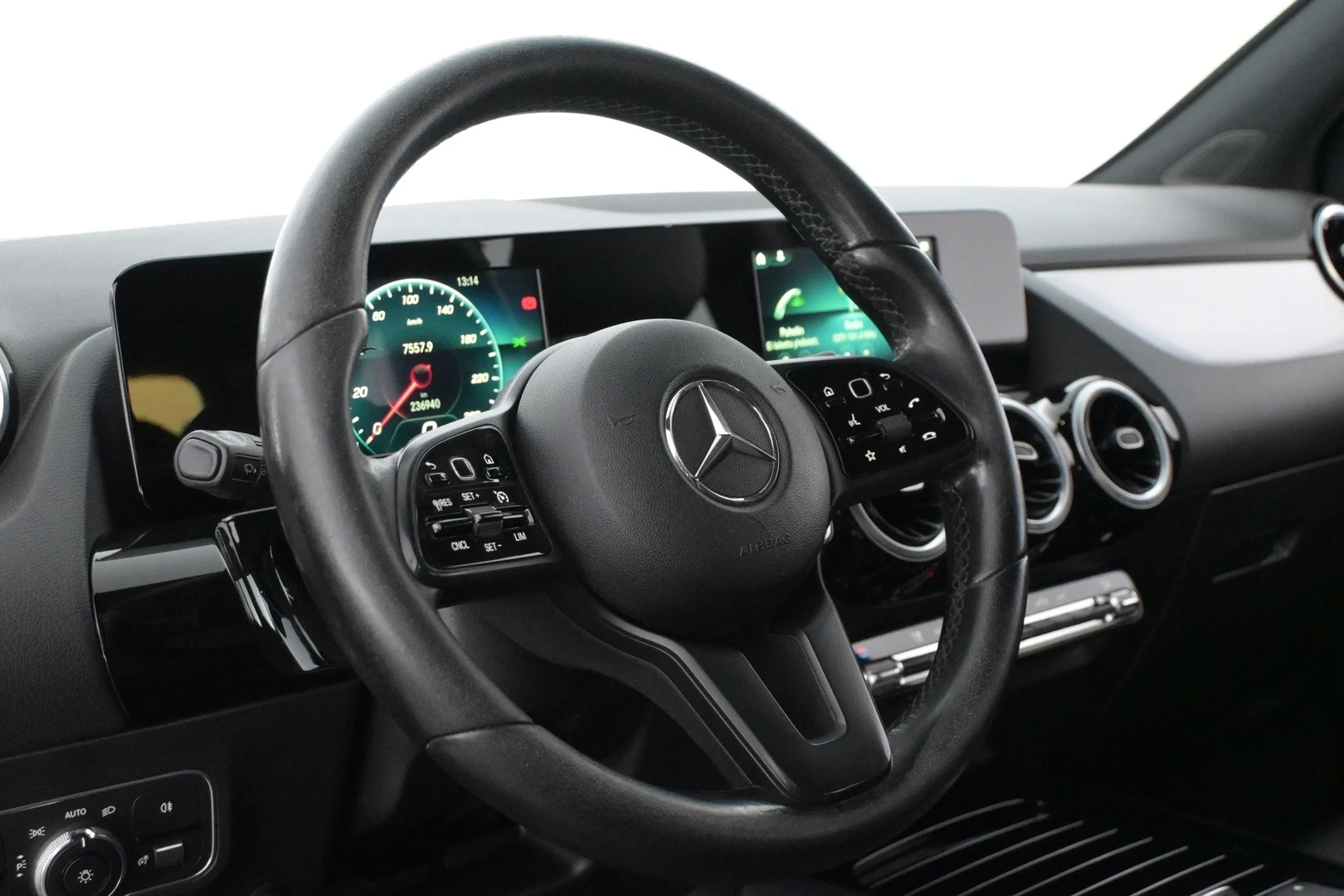 Car Image - 2XsBMLDsHuunN0Ii5bFRpf