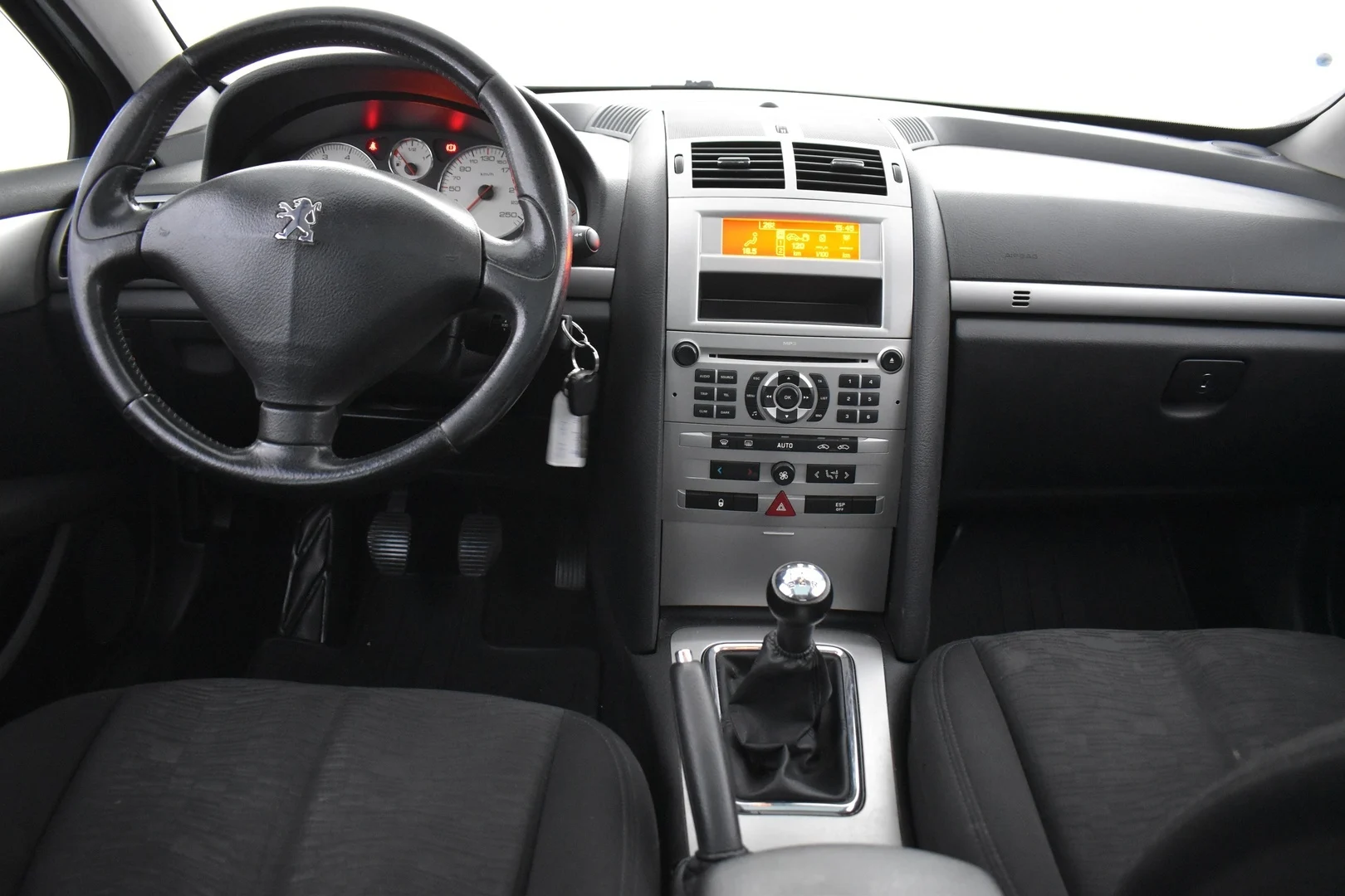 Car Image - lzfwZI20bJ0Knb7JqGROo