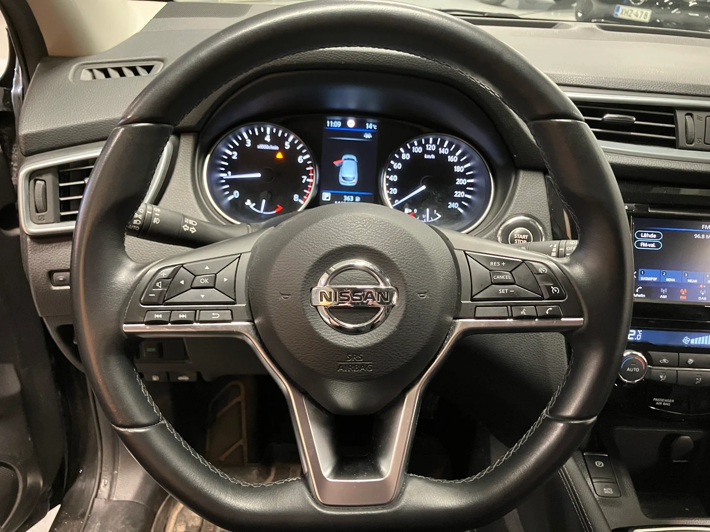 Car Image - 4JdGr8kci1uLvv1lMwKAz7