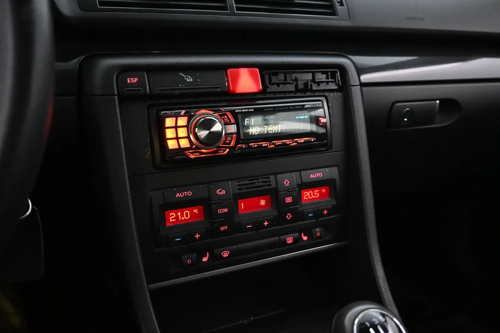 Car Image - 52aNbW9PbYXPJxqfBEuI7j