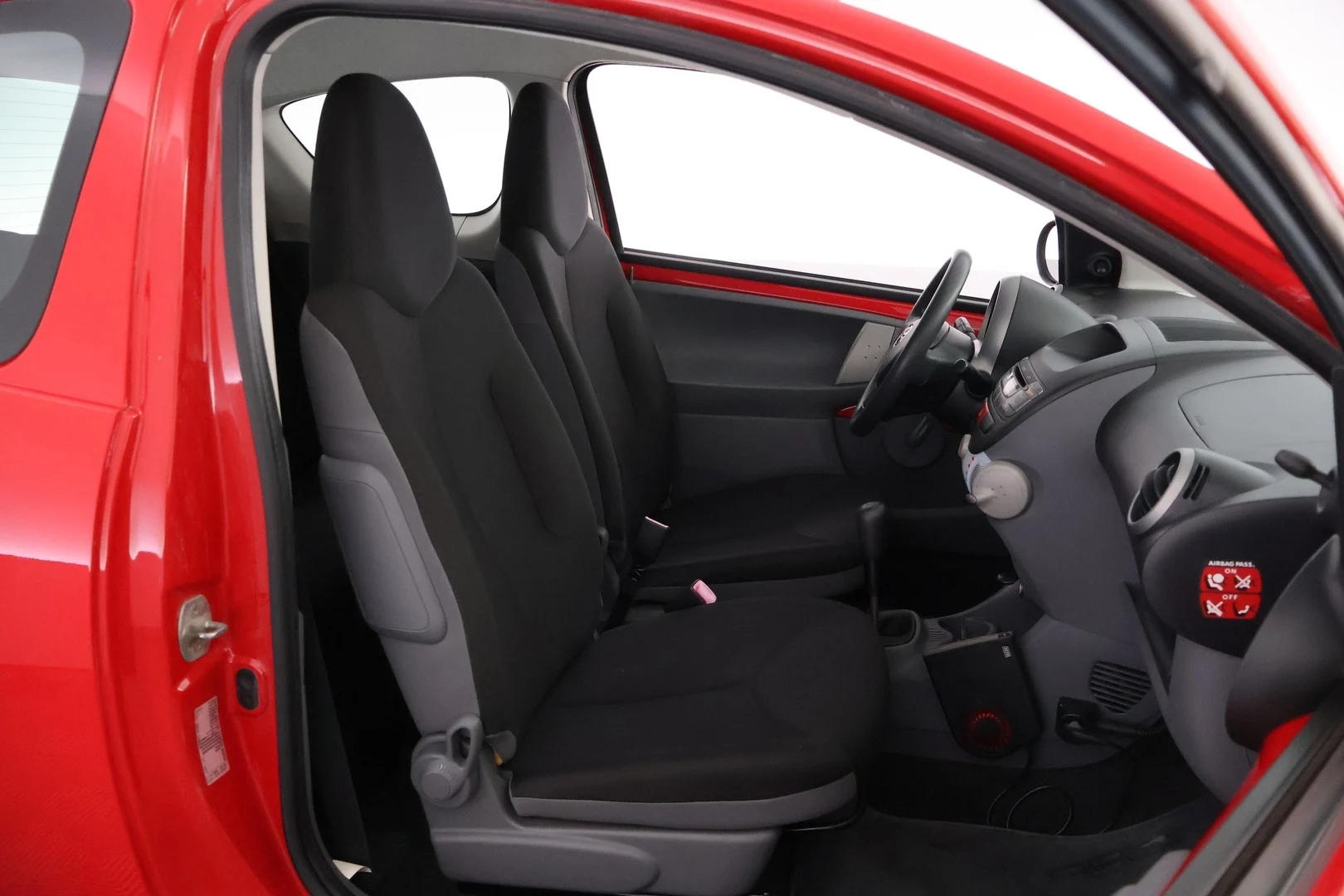 Car Image - 7GtD2r9XiQHD6K01MFrKoI