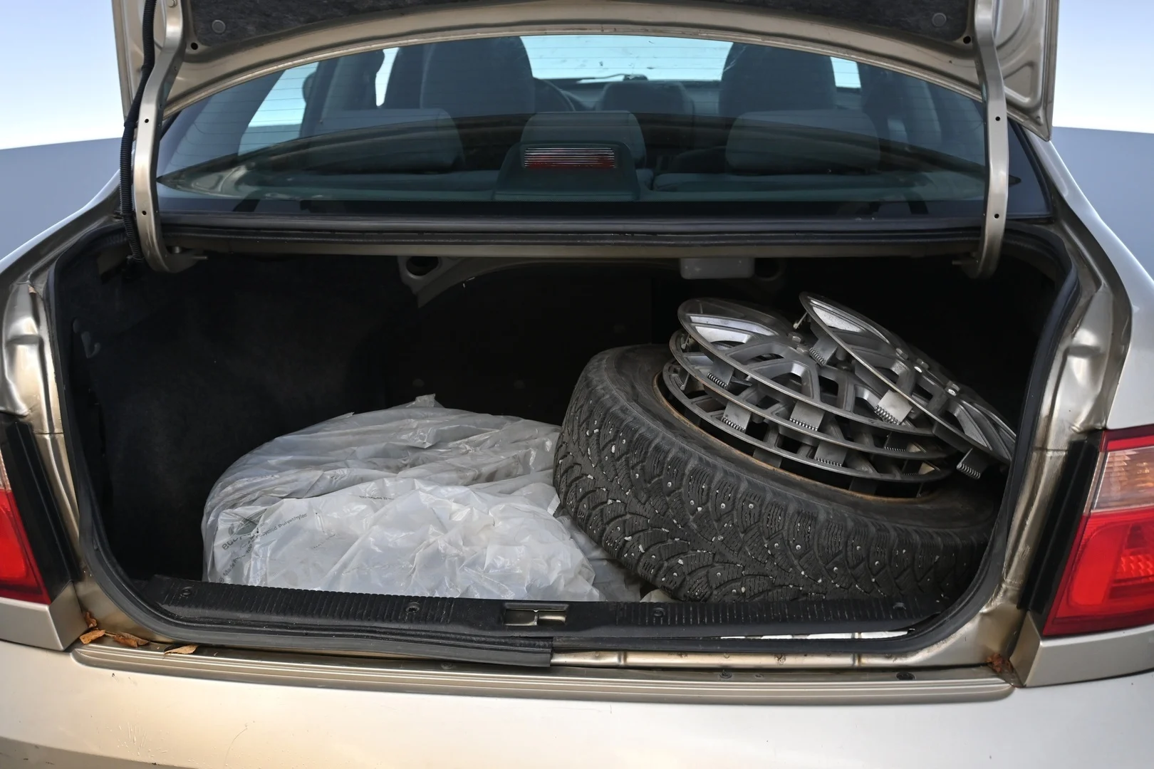 Car Image - 4byQPx40WCmW6TvMeo6dXy