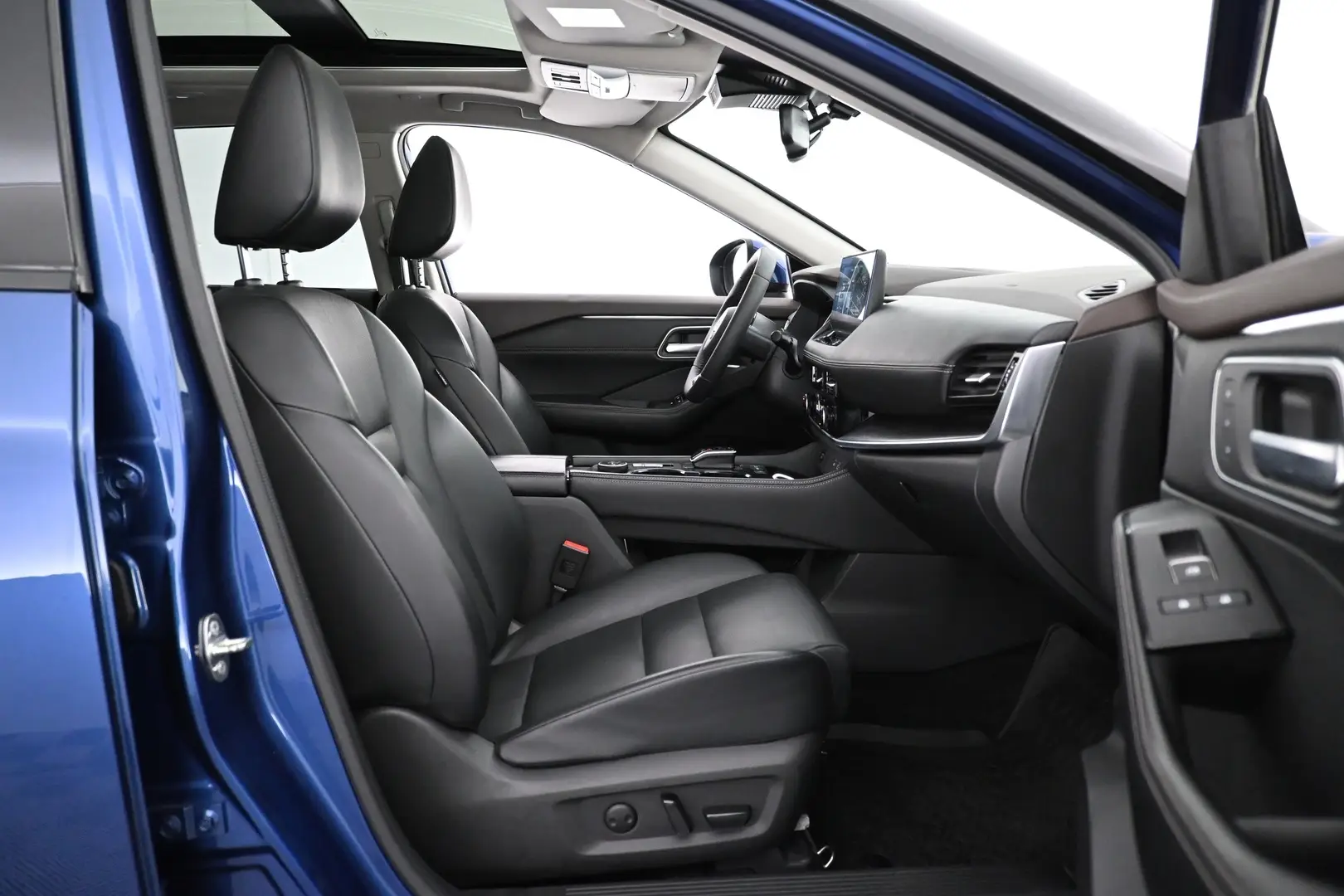 Car Image - 3GWY1RqXVF6BHAfWbzt9RZ