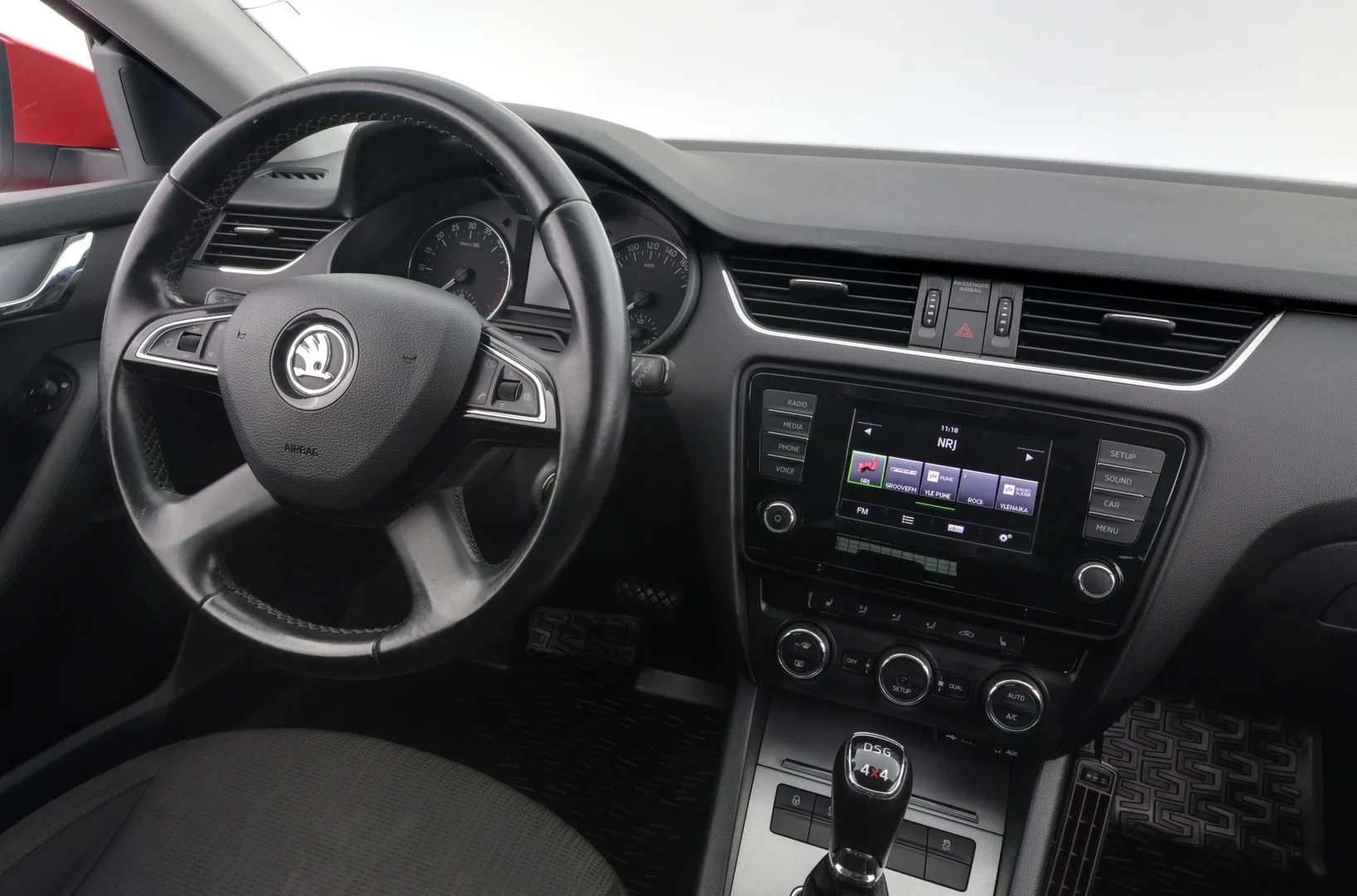 Car Image - 5mlmBiTQBEoBifChKdsZTo