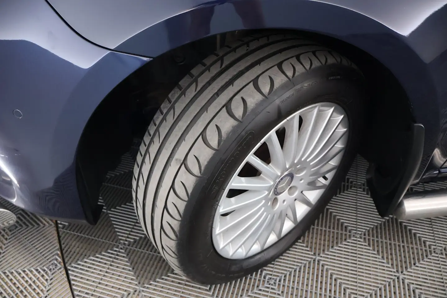 Car Image - gZvYN6CUj1E5fAkxheQ7a