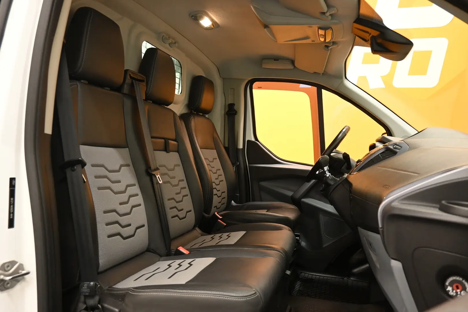 Car Image - 7qa2wtSGAWs9t2UgQsj8nG