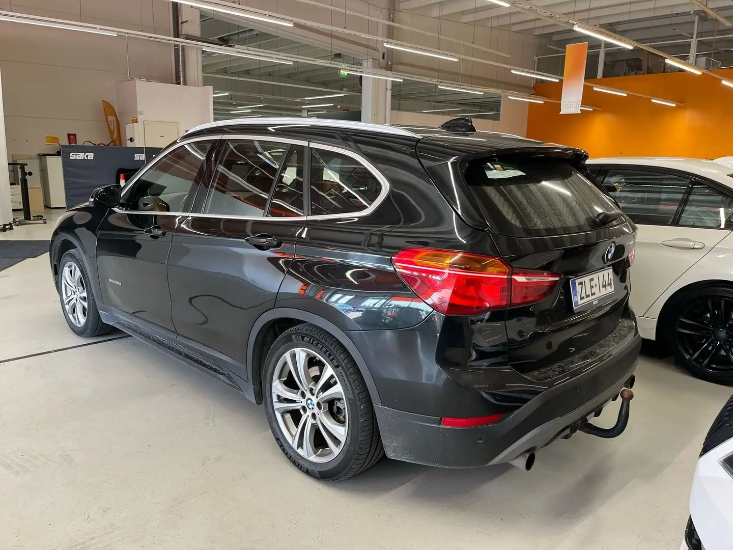 Car Image - 1hkz9AL1MTTE0fKl2xQq6r