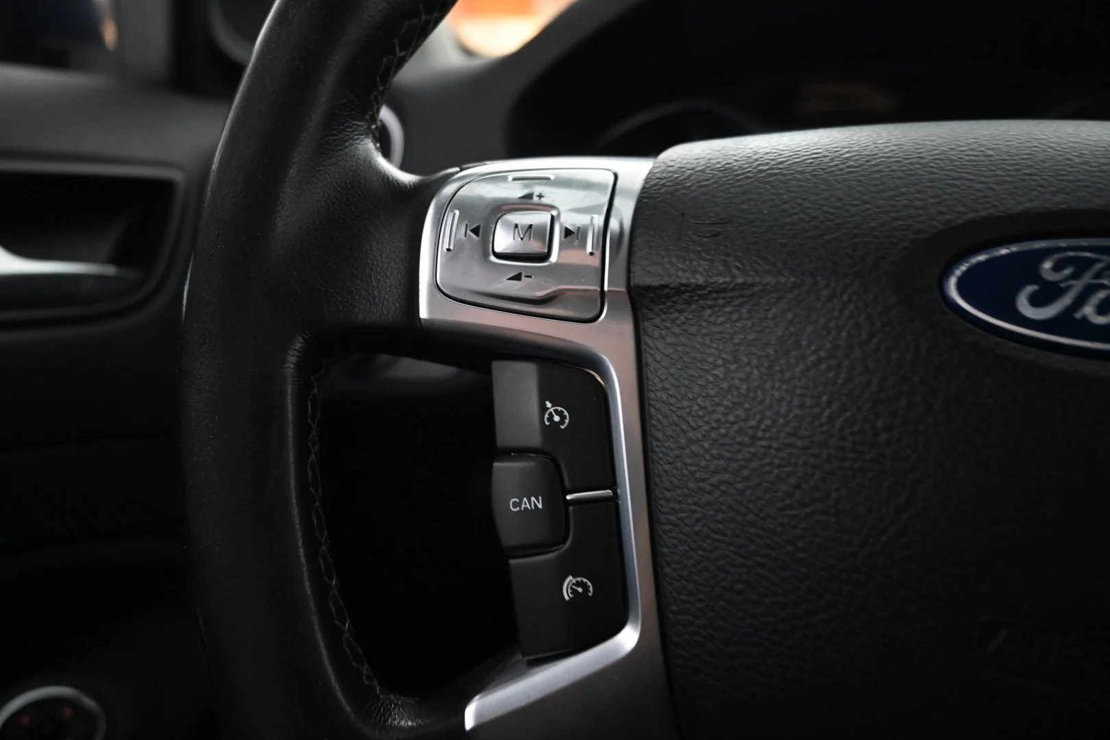 Car Image - 43P0NgehOPdwyfXstAv9W7